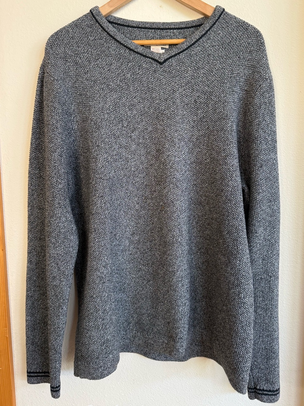 Carbon2Cobalt Men's Heavy Textured Knit V-Neck Cotton Sweater - Gray - Size L